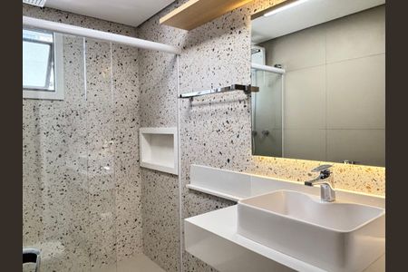 Apartamento à venda com 97m², 3 quartos e 2 vagasBanheiro da Suíte