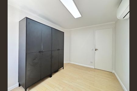 Apartamento à venda com 97m², 3 quartos e 2 vagasQuarto 2