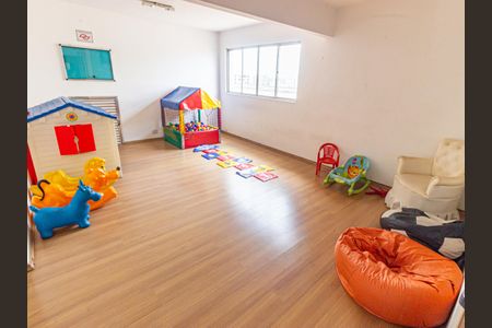 Apartamento à venda com 75m², 2 quartos e 1 vaga Apartamento à venda com 75m², 2 quartos e 1 vagaÁrea comum - Brinquedoteca