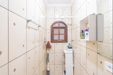 Banheiro de casa à venda com 5 quartos, 300m² em Jardim Santo Alberto, Santo André