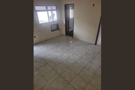 Sala de casa para alugar com 2 quartos, 55m² em Pechincha, Rio de Janeiro