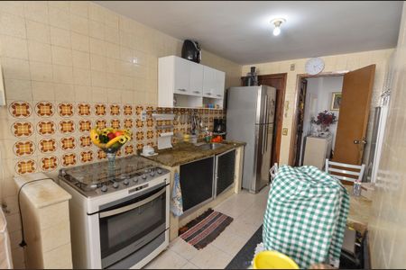 Apartamento à venda com 89m², 2 quartos e 1 vagaCozinha