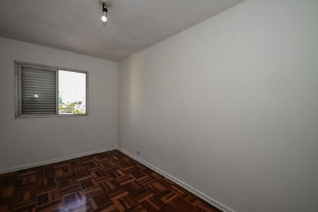 Quarto 1 de apartamento para alugar com 2 quartos, 62m² em Vila Santa Luzia, Taboão da Serra