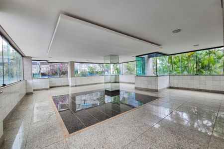 Apartamento à venda com 170m², 4 quartos e 4 vagas Apartamento à venda com 170m², 4 quartos e 4 vagasÁrea comum - Salão de festas