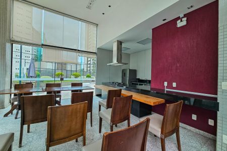 Apartamento à venda com 170m², 4 quartos e 4 vagas Apartamento à venda com 170m², 4 quartos e 4 vagasÁrea gourmet