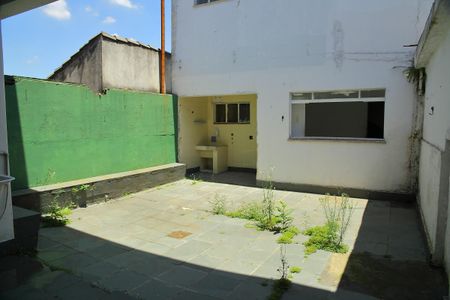 Casa para alugar com 690m², 4 quartos e 2 vagasÁrea Serviço/Quintal 