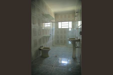 Casa para alugar com 690m², 4 quartos e 2 vagasBanheiro Social 