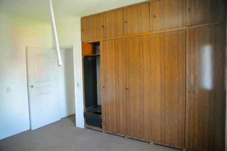 Casa para alugar com 690m², 4 quartos e 2 vagasQuarto 4