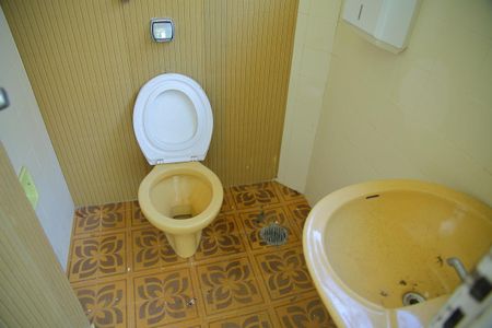 Casa para alugar com 690m², 4 quartos e 2 vagasBanheiro Serviço 