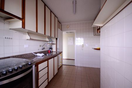 Apartamento à venda com 86m², 3 quartos e 1 vaga Apartamento à venda com 86m², 3 quartos e 1 vagaCozinha