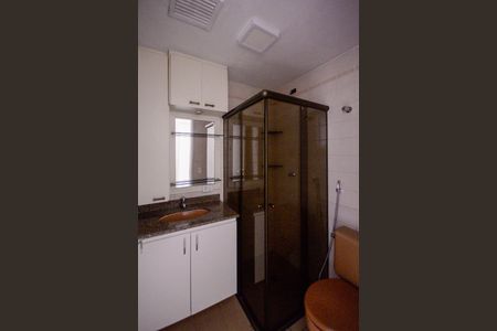 Apartamento à venda com 86m², 3 quartos e 1 vaga Apartamento à venda com 86m², 3 quartos e 1 vagaBanheiro Social