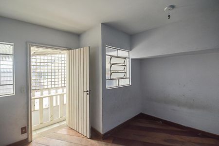 Casa para alugar com 279m², 5 quartos e 2 vagasQuarto 4