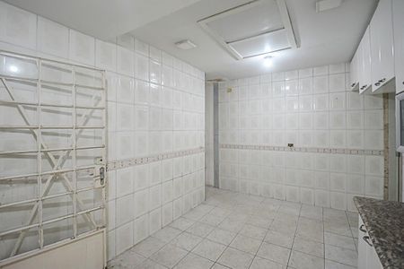 Casa para alugar com 279m², 5 quartos e 2 vagasCozinha