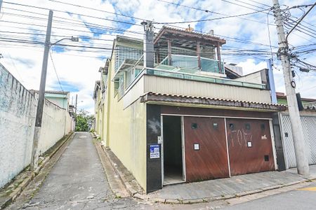 Casa para alugar com 279m², 5 quartos e 2 vagasFachada