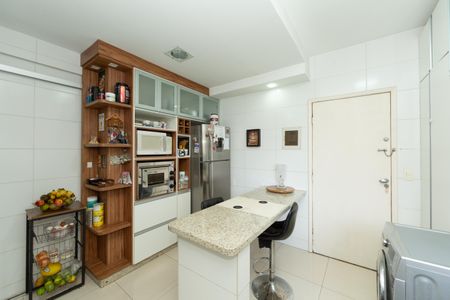 Apartamento à venda com 70m², 2 quartos e 1 vagaCOZINHA