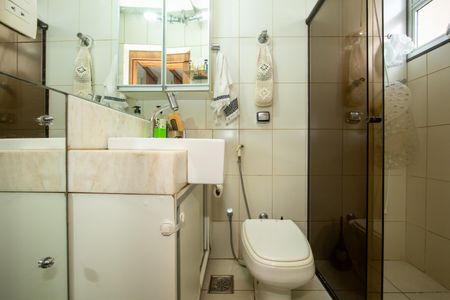 Apartamento à venda com 70m², 2 quartos e 1 vagaBANHEIRO1