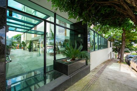 Apartamento à venda com 70m², 2 quartos e 1 vagaFACHADA