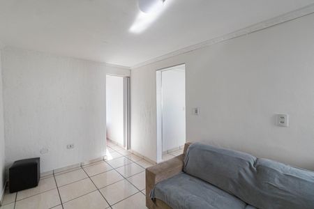 Sala de apartamento à venda com 3 quartos, 56m² em Itaquera, São Paulo