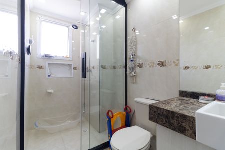 Apartamento à venda com 101m², 3 quartos e 2 vagas Apartamento à venda com 101m², 3 quartos e 2 vagasBanheiro da Suíte