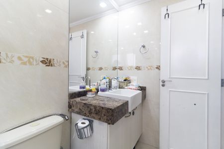 Apartamento à venda com 101m², 3 quartos e 2 vagas Apartamento à venda com 101m², 3 quartos e 2 vagasBanheiro da Suíte