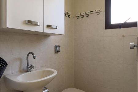 Apartamento à venda com 168m², 3 quartos e 2 vagasBanheiro de serviço