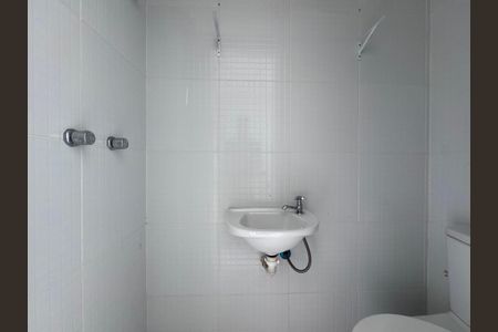 Apartamento para alugar com 71m², 3 quartos e 1 vagaCozinha e Área de Serviço - Banheiro