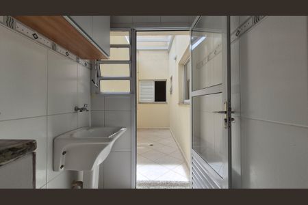 Apartamento para alugar com 70m², 2 quartos e 2 vagasArea de serviço