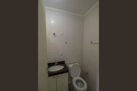 Casa de condomínio para alugar com 77m², 3 quartos e 2 vagasBanheiro andar superior