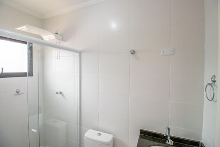 Casa de condomínio para alugar com 77m², 3 quartos e 2 vagasBanheiro do Quarto 3 - Suíte