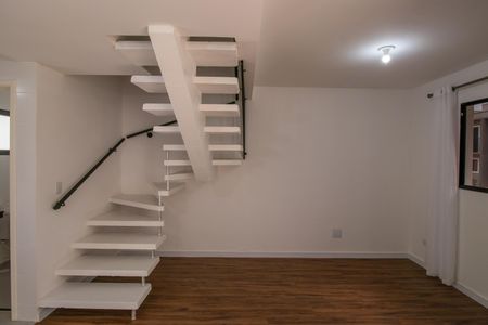 Sala de casa de condomínio para alugar com 3 quartos, 77m² em Jardim Ipes, Cotia