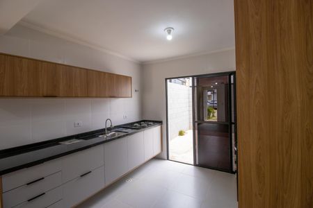 Casa de condomínio para alugar com 77m², 3 quartos e 2 vagasCozinha - Armários