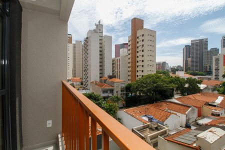 Varanda de kitnet/studio para alugar com 1 quarto, 25m² em Pinheiros, São Paulo