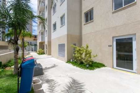 Apartamento para alugar com 34m², 2 quartos e sem vagaÁrea comum 