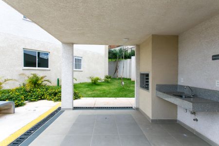 Apartamento para alugar com 34m², 2 quartos e sem vagaÁrea comum - Churrasqueira