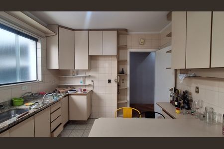 Apartamento à venda com 147m², 3 quartos e 2 vagasCozinha 