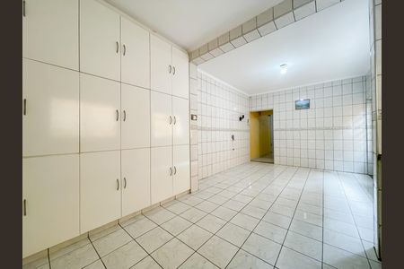 Casa à venda com 193m², 3 quartos e 2 vagasCozinha