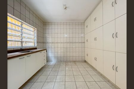 Casa à venda com 193m², 3 quartos e 2 vagasCozinha
