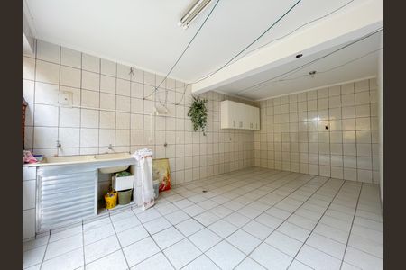 Casa à venda com 193m², 3 quartos e 2 vagasÁrea de Serviço