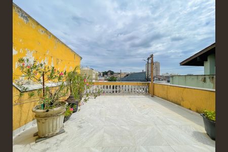 Sacada de casa à venda com 3 quartos, 193m² em Novo Osasco, Osasco