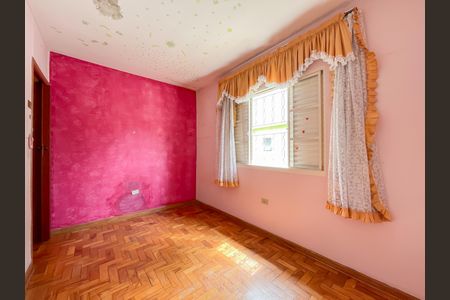 Casa à venda com 193m², 3 quartos e 2 vagasQuarto 3