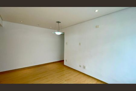 Sala de apartamento à venda com 2 quartos, 70m² em Sumaré, São Paulo