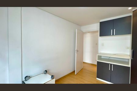 Closet do quarto 1 de apartamento à venda com 2 quartos, 70m² em Sumaré, São Paulo