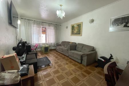 Casa para alugar com 3 quartos, 209m² em Vila Santa Maria, São Paulo