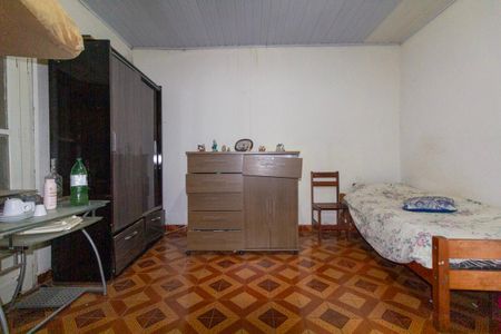 Casa à venda com 500m², 3 quartos e 5 vagas Casa à venda com 500m², 3 quartos e 5 vagasQuarto