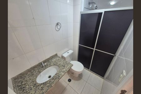 Apartamento para alugar com 3 quartos, 77m² em Jardim Cláudia, São Paulo