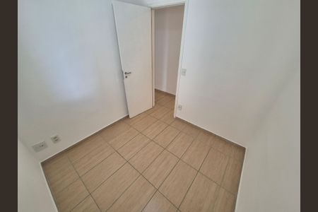Apartamento para alugar com 3 quartos, 77m² em Jardim Cláudia, São Paulo
