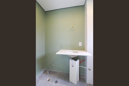 Banheiro de kitnet/studio para alugar com 1 quarto, 25m² em Santo Amaro, São Paulo