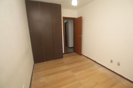 Quarto 1 de apartamento para alugar com 4 quartos, 255m² em Costa Azul, Salvador