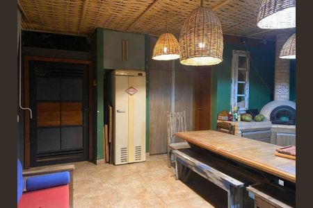 Casa à venda com 3 quartos, 150m² em Piratininga, Niterói