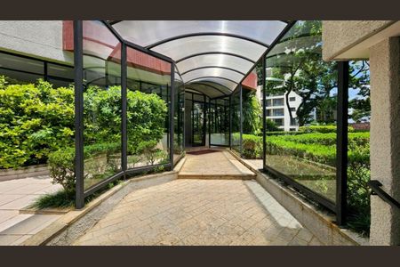 Apartamento à venda com 216m², 4 quartos e sem vaga